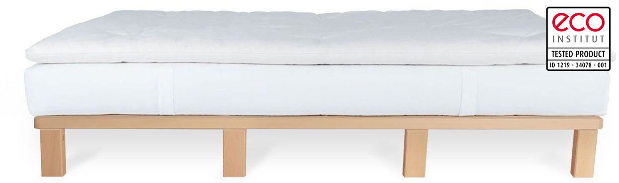 Naturtopper auf Matratze