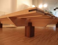 Solide Tischlerarbeit, produziert in Deutschland.